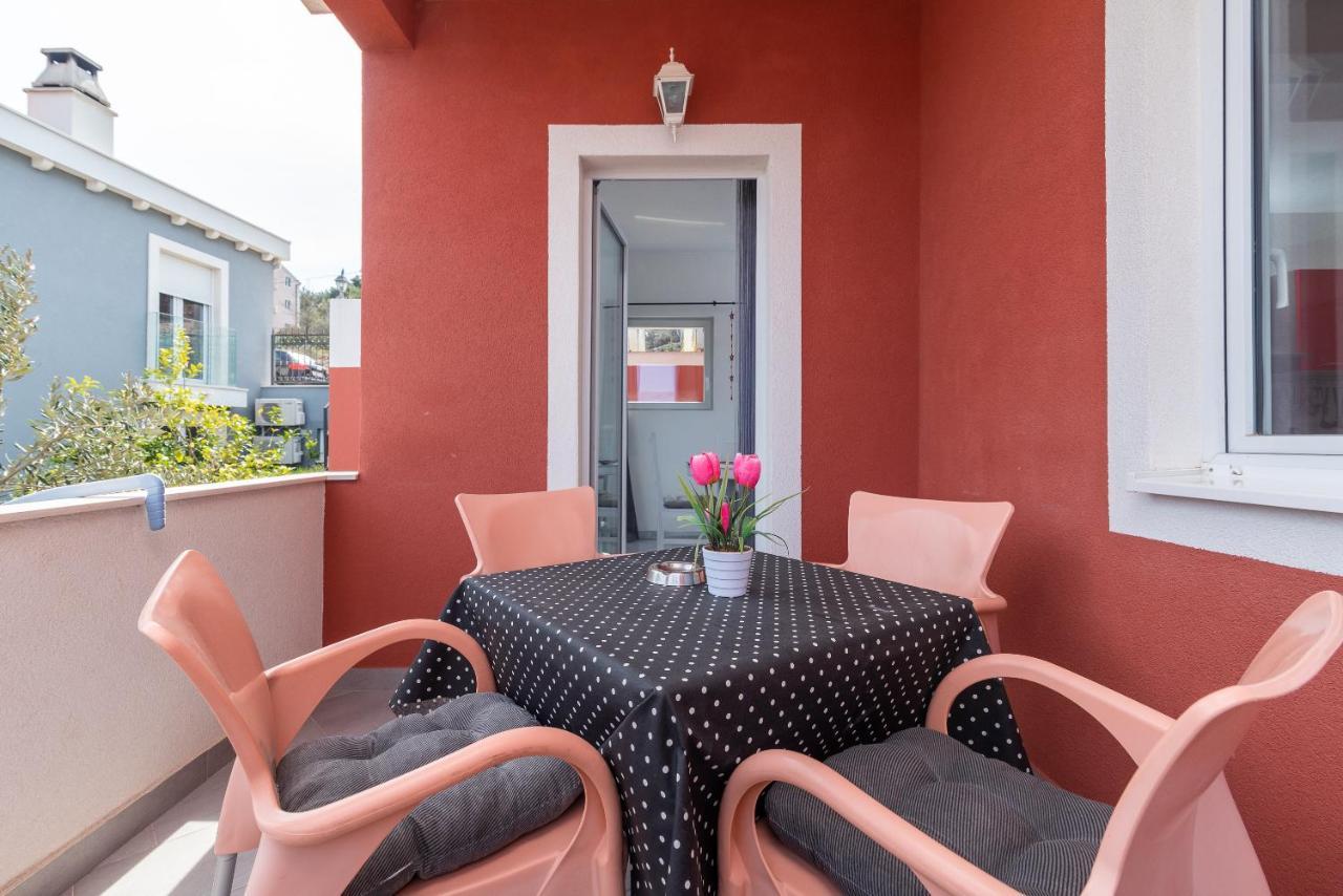 טרוגיר Holiday Villa Nostra מראה חיצוני תמונה