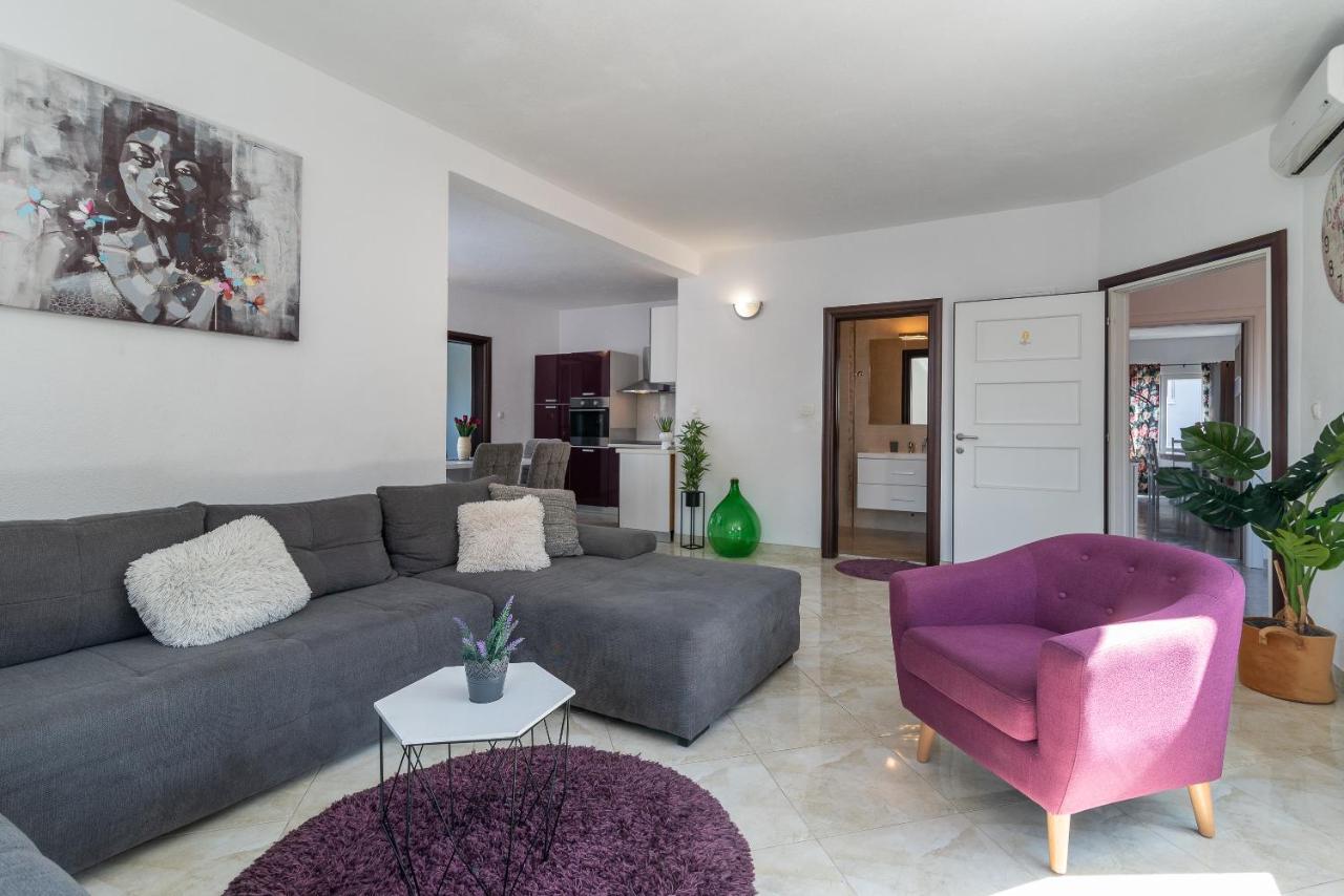 טרוגיר Holiday Villa Nostra מראה חיצוני תמונה