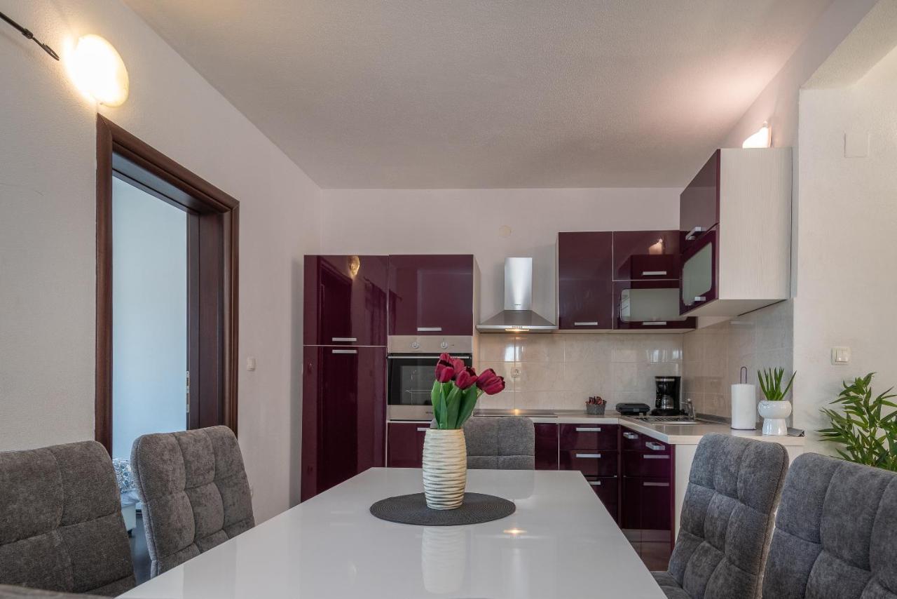 טרוגיר Holiday Villa Nostra מראה חיצוני תמונה