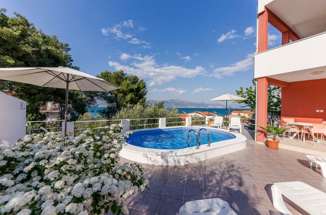 טרוגיר Holiday Villa Nostra מראה חיצוני תמונה