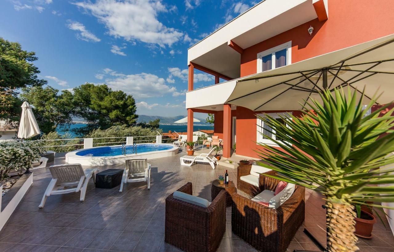 טרוגיר Holiday Villa Nostra מראה חיצוני תמונה